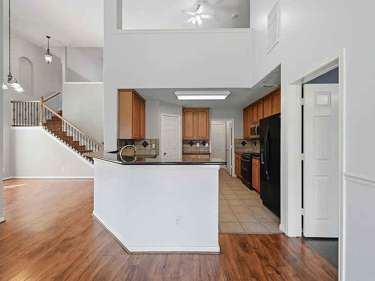 16919 Wortley Dr — Photo 6