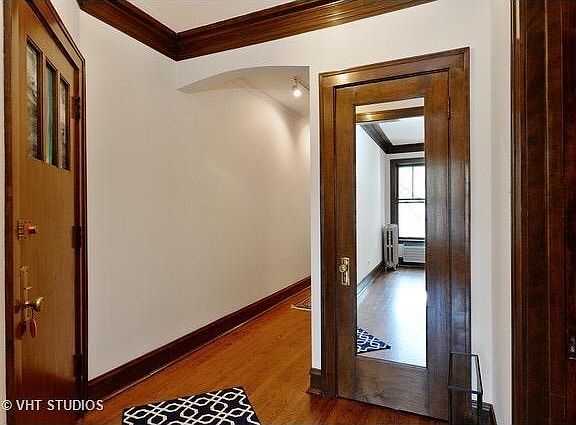 3rd image of 6321 N Glenwood Ave #2S