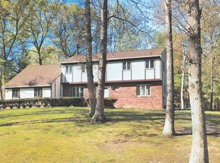 1 Kerry Ct, Old Bridge, NJ 08857