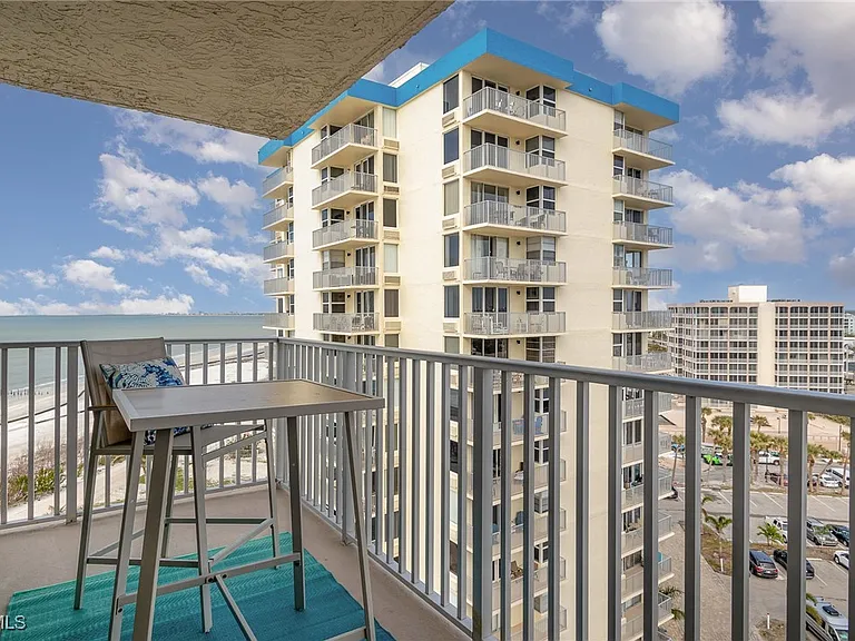 7330 Estero Blvd #906 — Photo 22