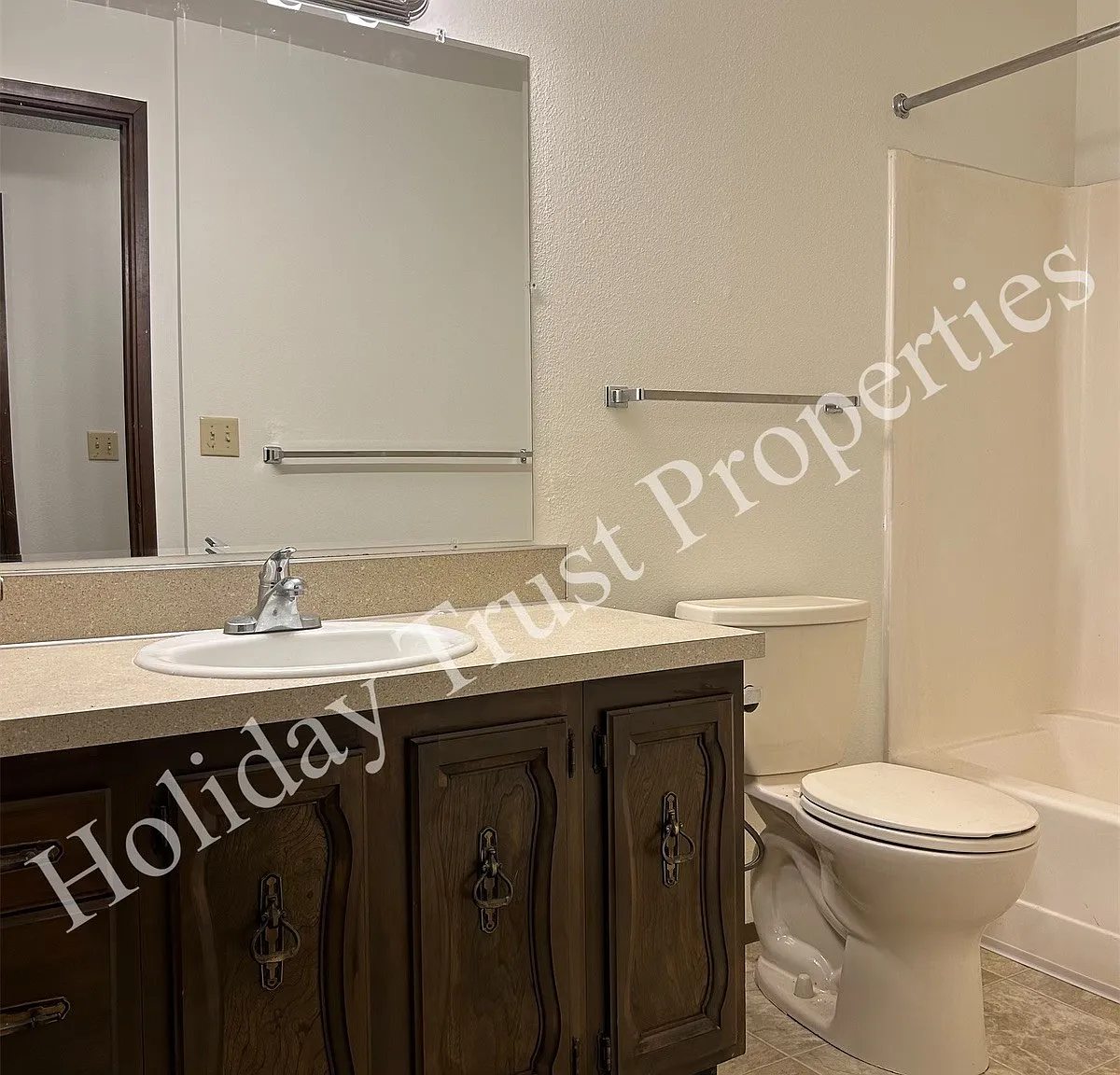 789 McDonald St SE — Photo 4