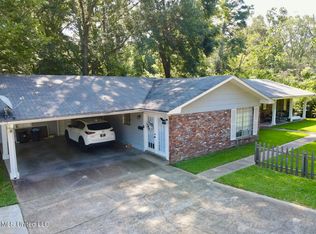 4420 Ridgewood Rd, Jackson, MS 39211