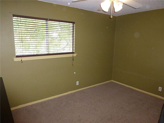 5th image of 4929 Cedar Pass Dr APT A6
