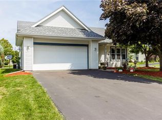 2 Mackay Run, West Henrietta, NY 14586