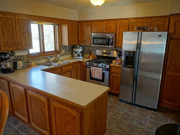 4th image of 12008 Summerset Ln