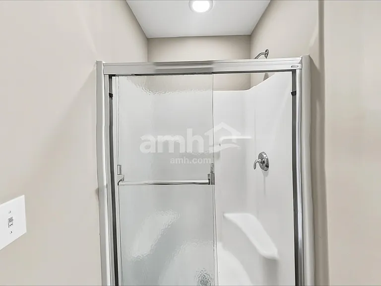 7266 Rondeau Dr — Photo 13