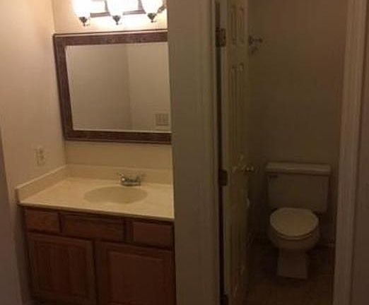 5th image of 708 S Henry St APT 6