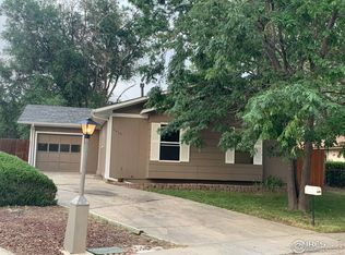 1916 Carr Dr, Longmont, CO 80501