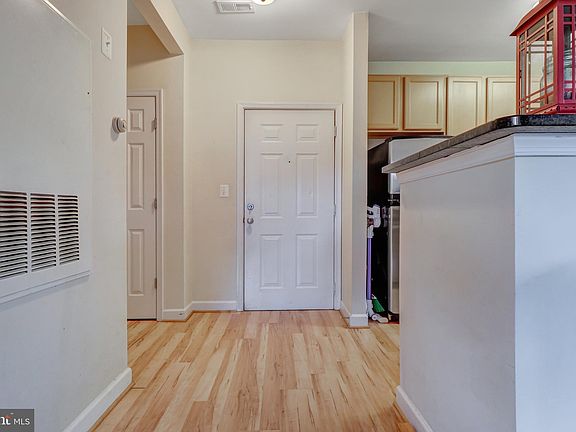 5th image of 22687 Blue Elder Ter Unit 201