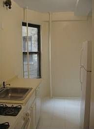 4th image of 55 W 95th St APT 43