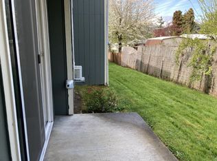 152 Atkinson Ct #33, Roseburg, OR 97470