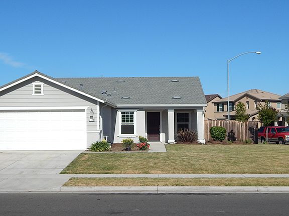 2nd image of 4528 Mercer Hill Way