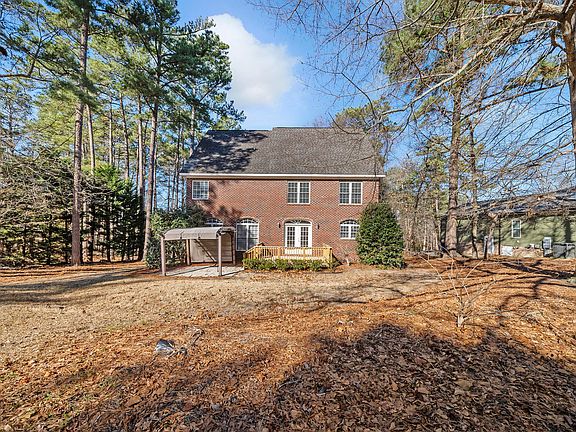 4th image of 5833 Mockingbird Ln