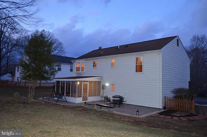 4 bed, 2188 sqft, $2,900 — Photo 4