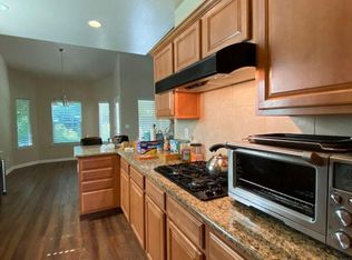 478 W Serena Ave, Clovis, CA