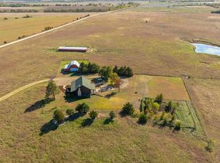 9615 S Rock Rd, Valley Center, KS 67147