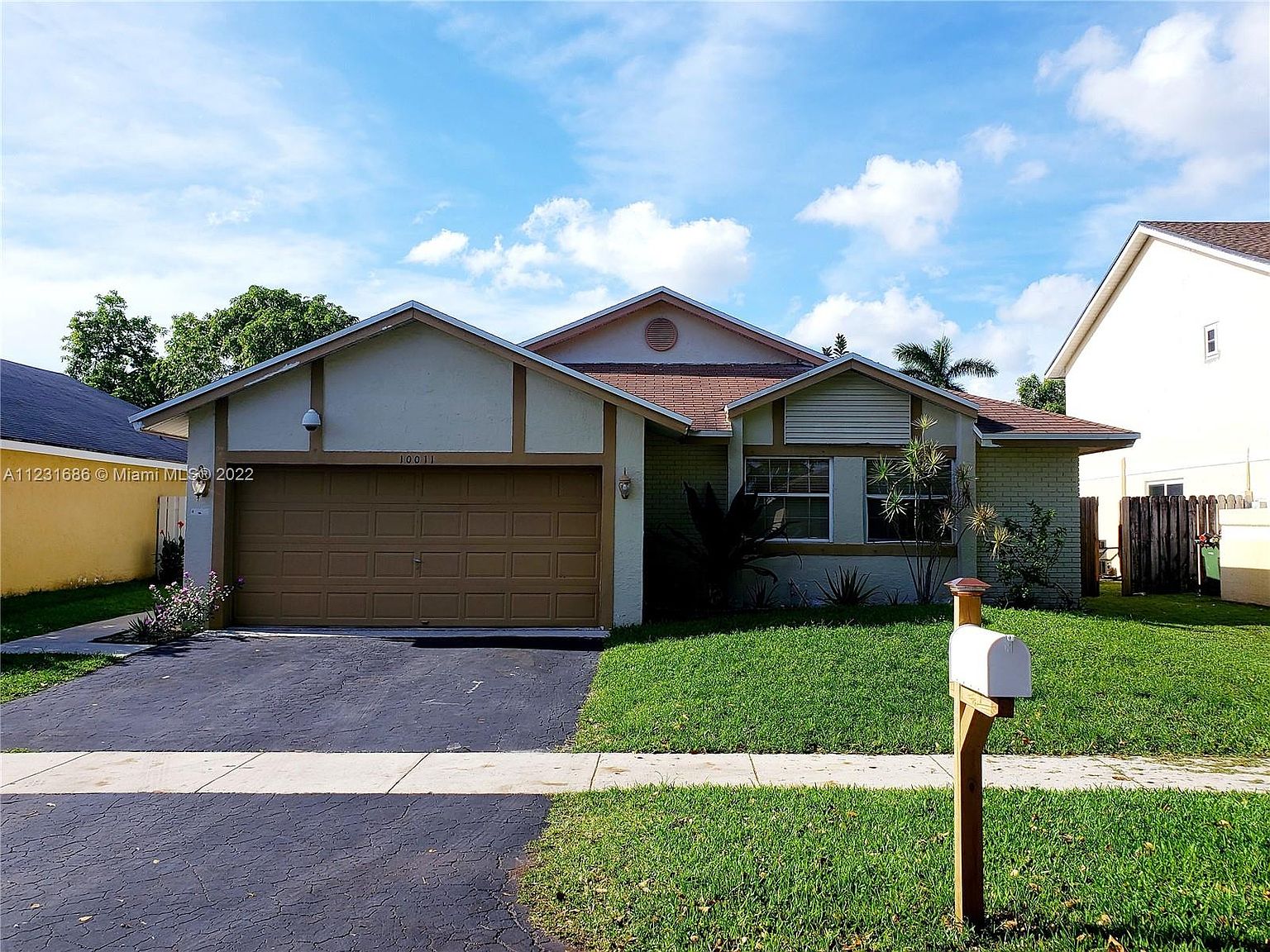 10011 SW 9th Ct, Pembroke Pines, FL 33025 Zillow