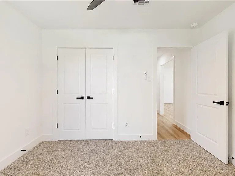 9603 Emnora Ln — Photo 18