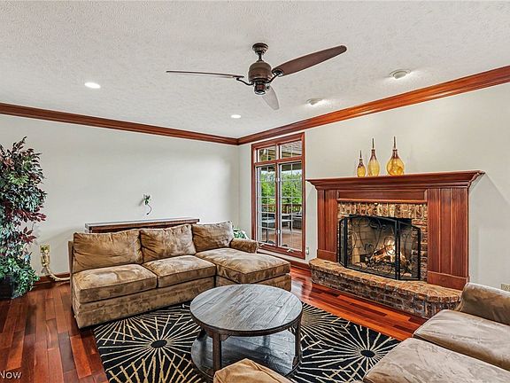 5th image of 6291 Maypine Farm Blvd