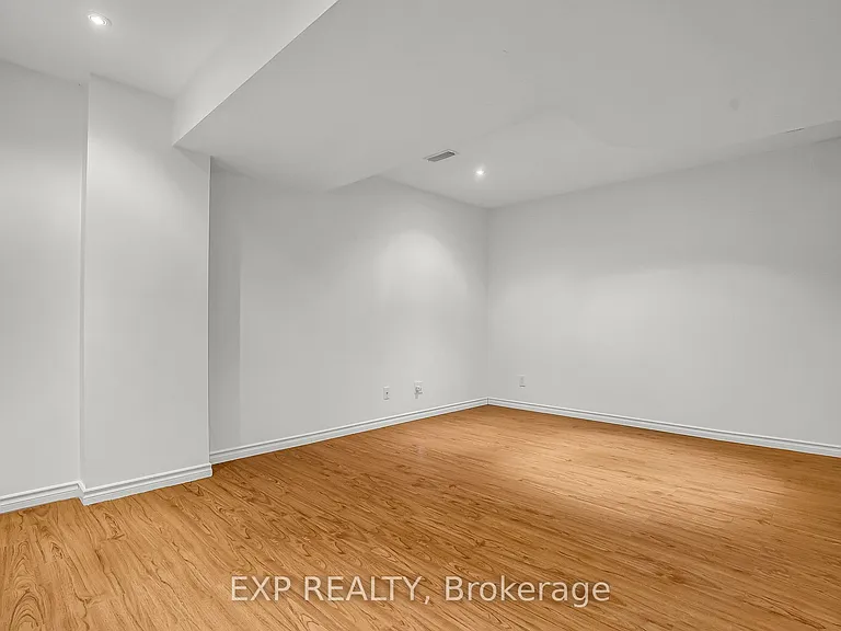 75 Prince William Way #6 — Photo 42