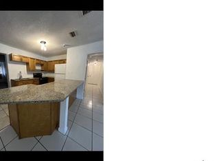 5825 Hornet Dr, Orlando, FL 32808