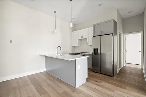 2105-1 Germantown Ave #13 Photo 1