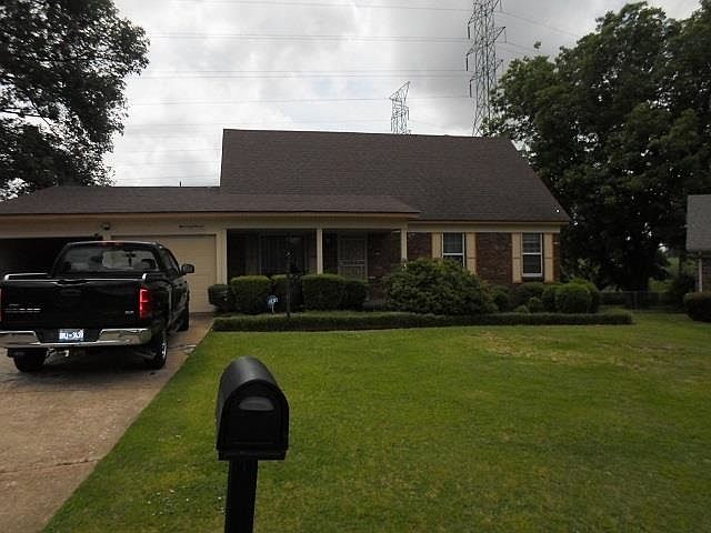 1st image of 1911 Kilarney Ave