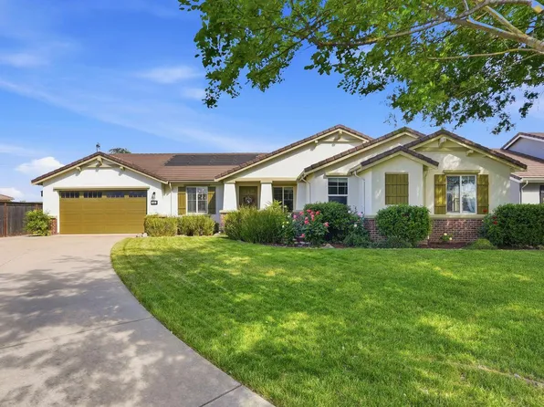 933 Abbotsford Ct, Plumas Lake, CA 95961