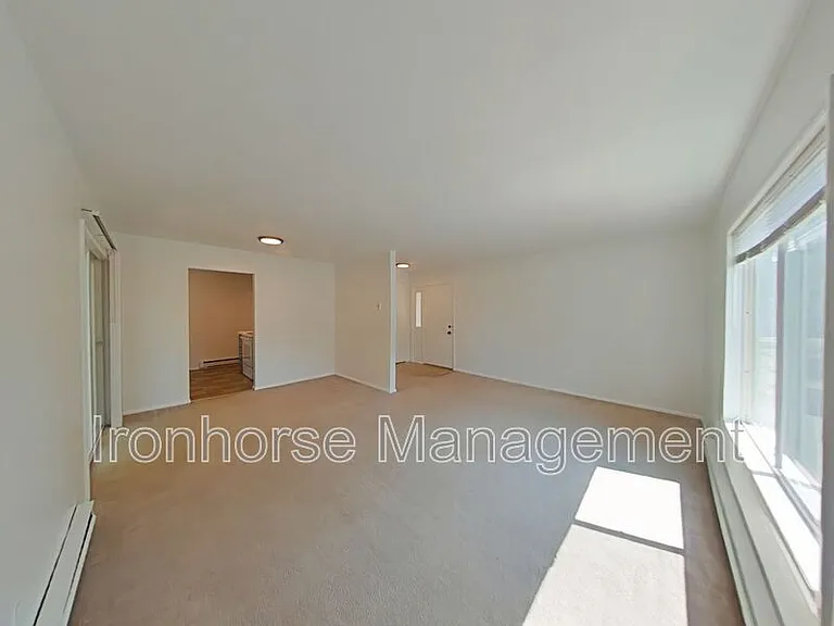 515 S 15th Ave #A — Photo 4