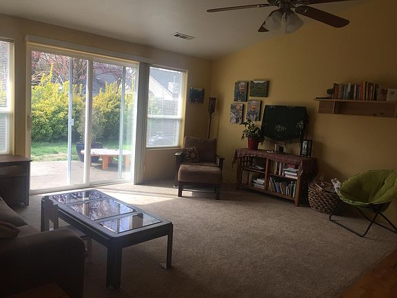 5th image of 601 Shadow Wood Dr