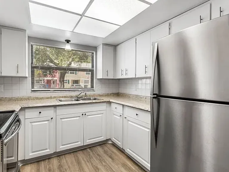 2820 S Pines Dr #132 — Photo 5