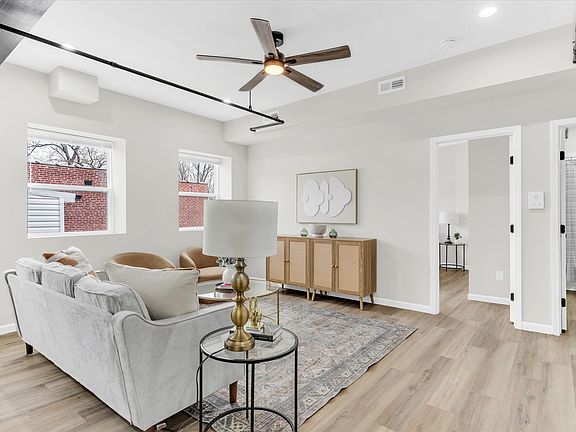 3rd image of 4242 Shaw Blvd #7
