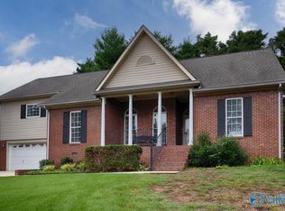 118 Ryanridge Rd, Huntsville, AL 35806