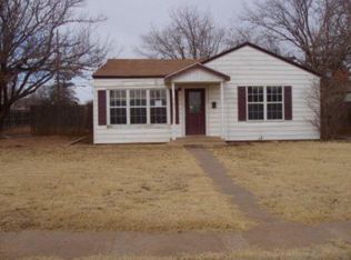 1407 8th St, Levelland, TX 79336