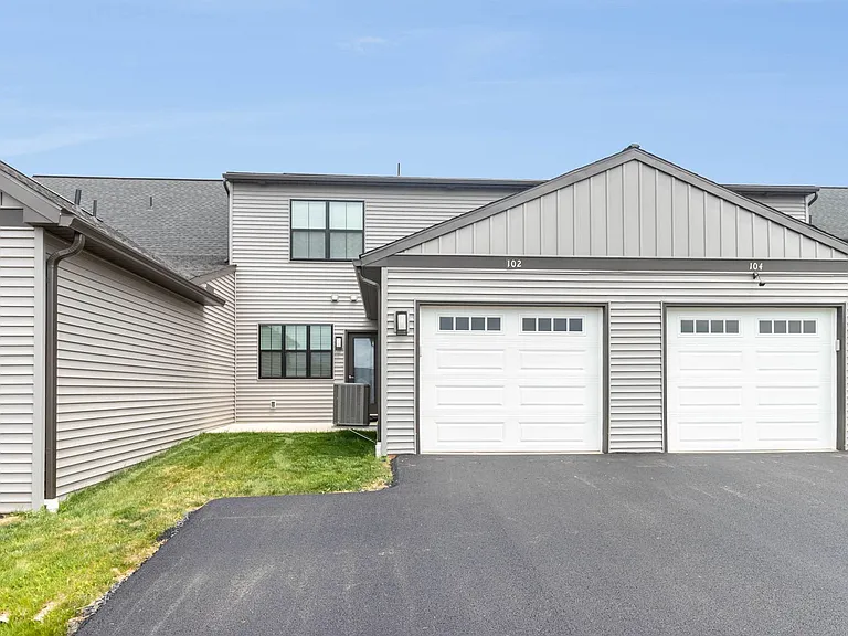 102 Stickley Dr — Photo 23