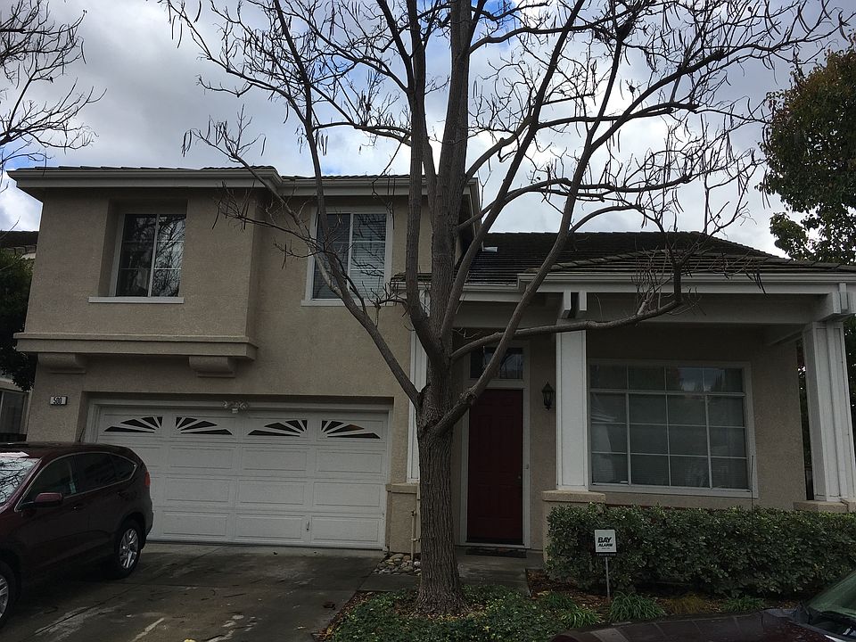 1st image of 500 Stonefield Ct