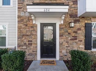 604 Consolvo Pl #604, Chesapeake, VA 23324