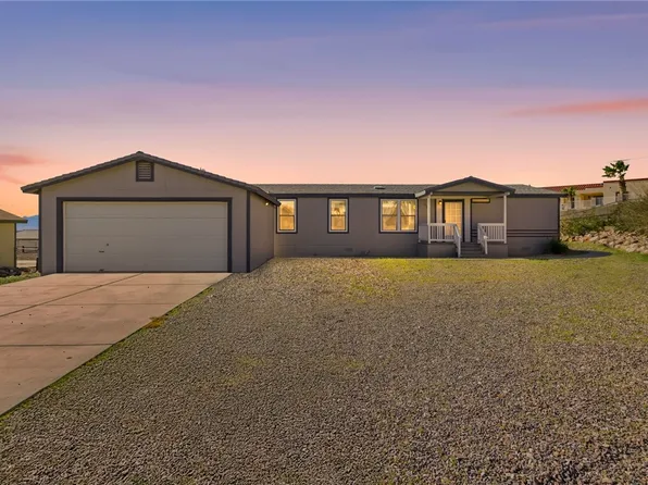 669 Oak Ave, Bullhead City, AZ 86429