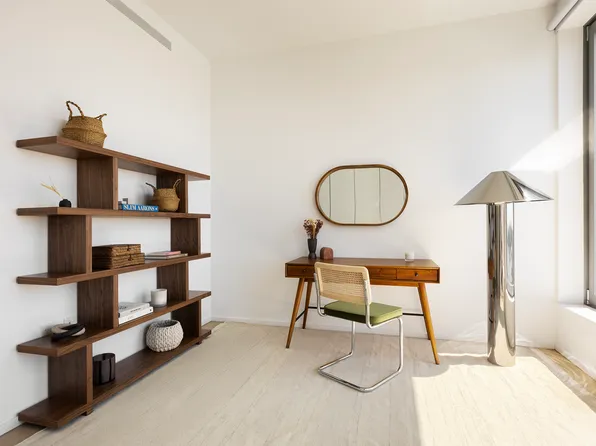 8 South 4th Street image 9 of 25