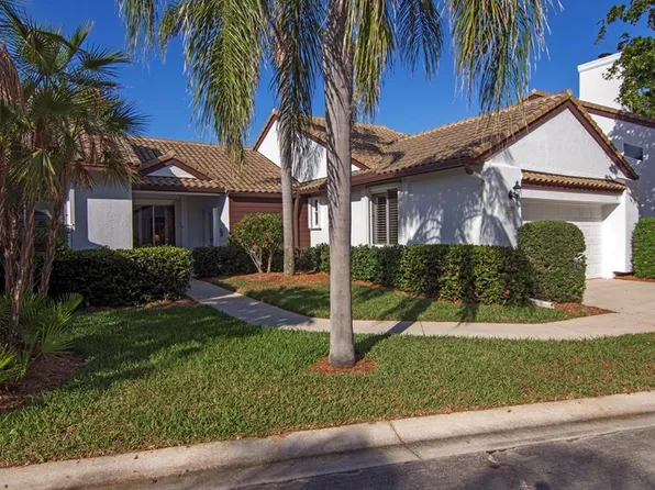 2040 Las Ramblas, Vero Beach, FL 32963