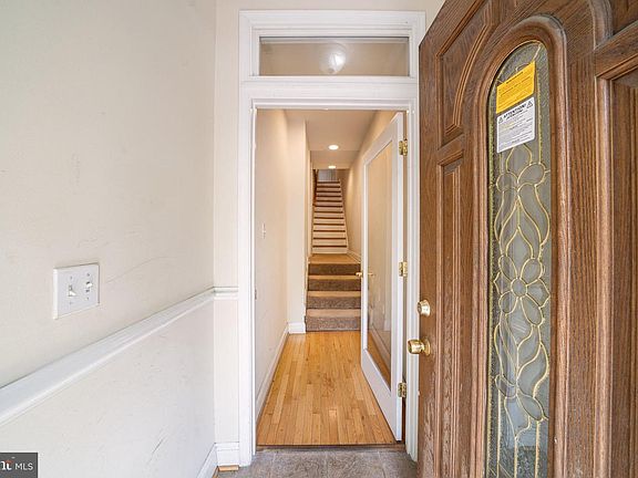 4th image of 1371 Monroe St NW
