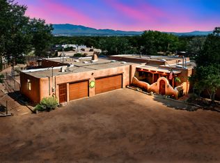 159 El Rey Dr, Corrales, NM 87048