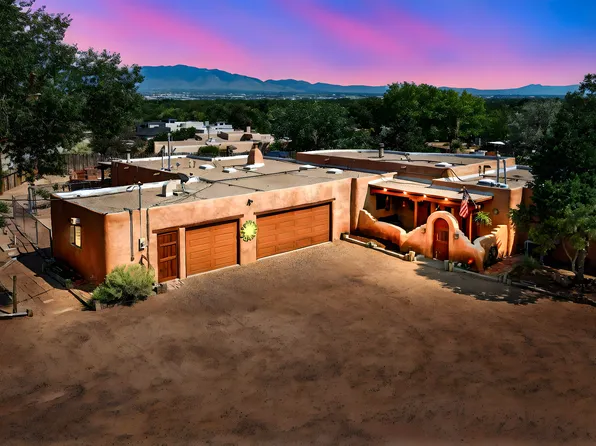 159 El Rey Dr, Corrales, NM 87048