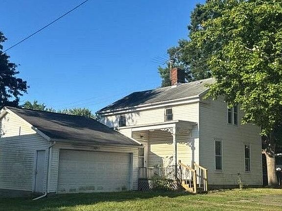 3rd image of 231 W Harris Ave