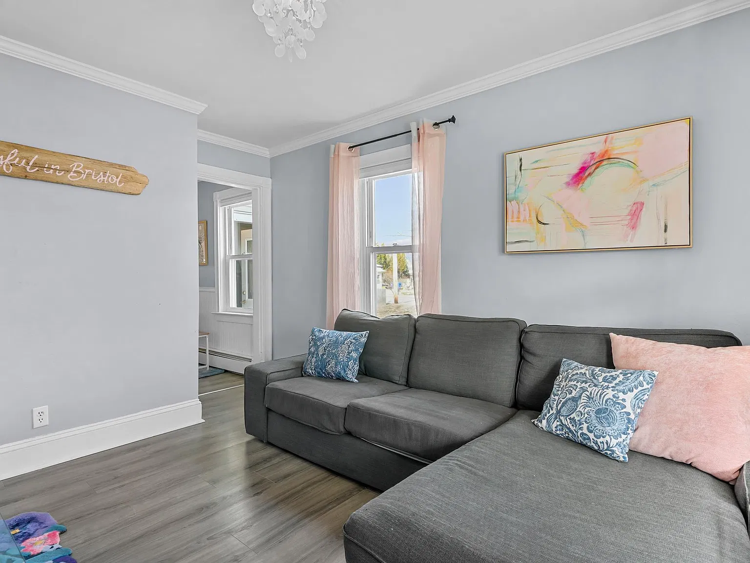 2 bed, 800 sqft, $2,500 — Photo 3