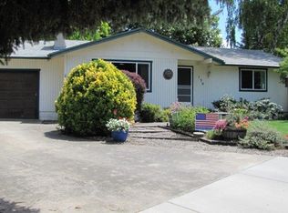 130 Centennial Cir, Central Pt, OR 97502