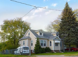 2815 Hickman Rd, Des Moines, IA 50310