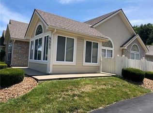 6007 NE Kensington Ct, Lees Summit, MO 64064