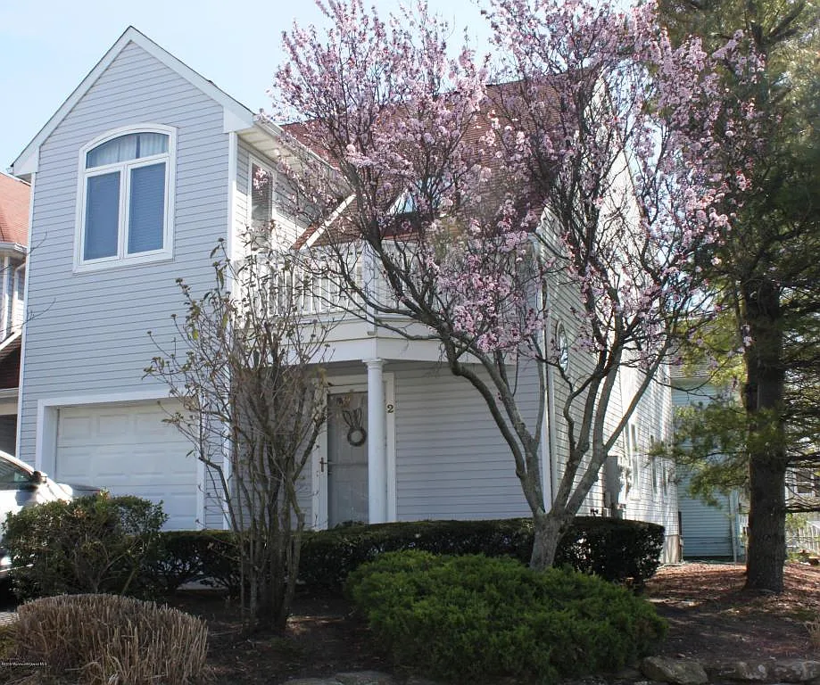2 Bayview Ct photo 1