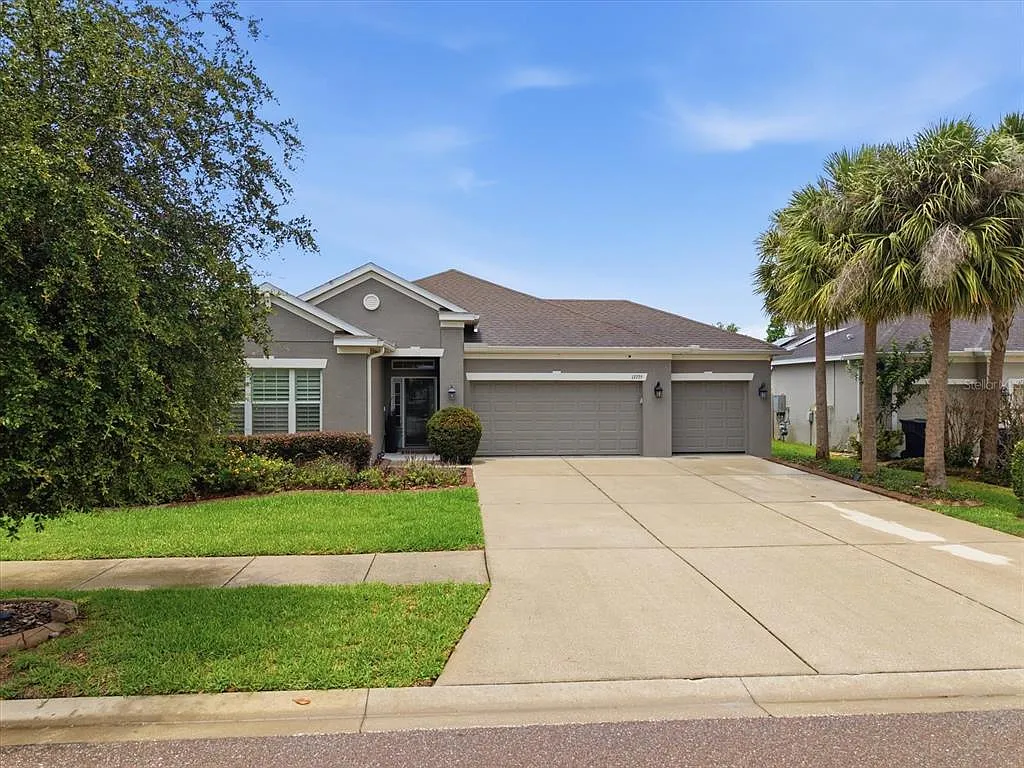 4 bed, 3.0 bath, 2400 sqft, $3,800 — Photo 1